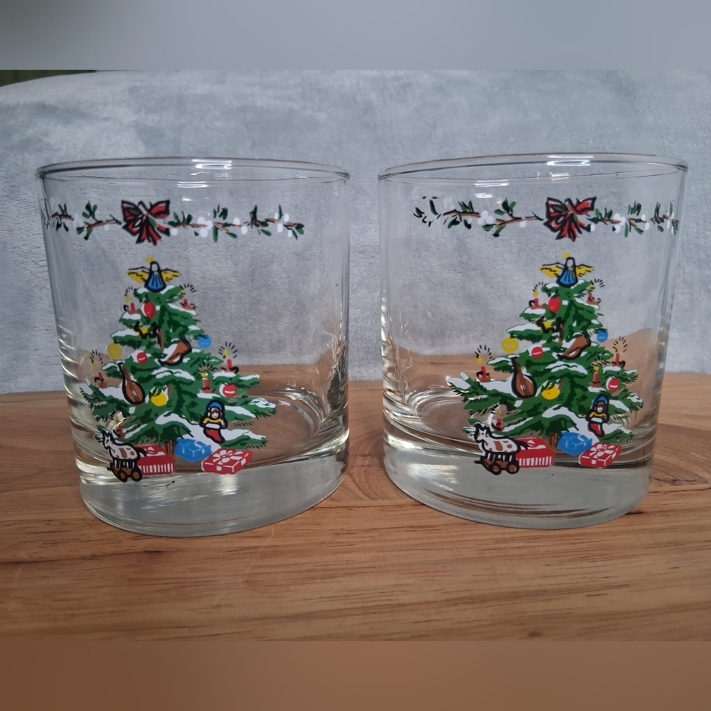 Vtg Highball Drinking Glasses Christmas Tree and Gifts Painted Glass Holiday
